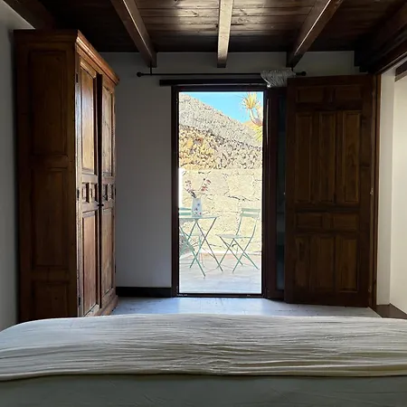 Blanco Privada Con Patio Volcanico Terraza Barbacoa *