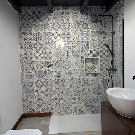 Blanco Privada Con Patio Soleado Y Bbq Ideal Escapada Romantica En Lanzarote * ティアス