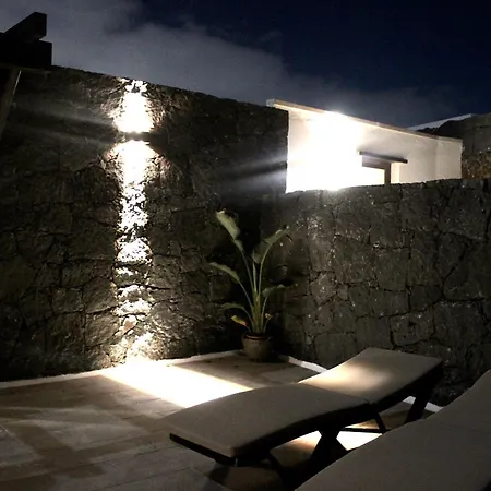Blanco - Romantic Hideaway - Private For Couple Villa Tías
