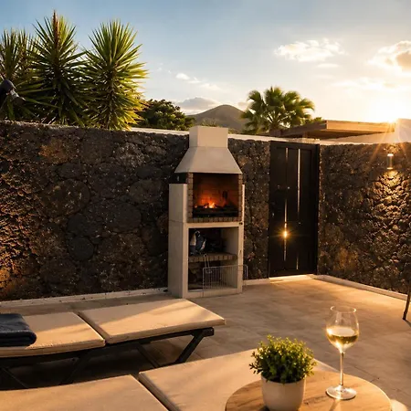 Villa Blanco - Romantic Hideaway - Private For Couple *